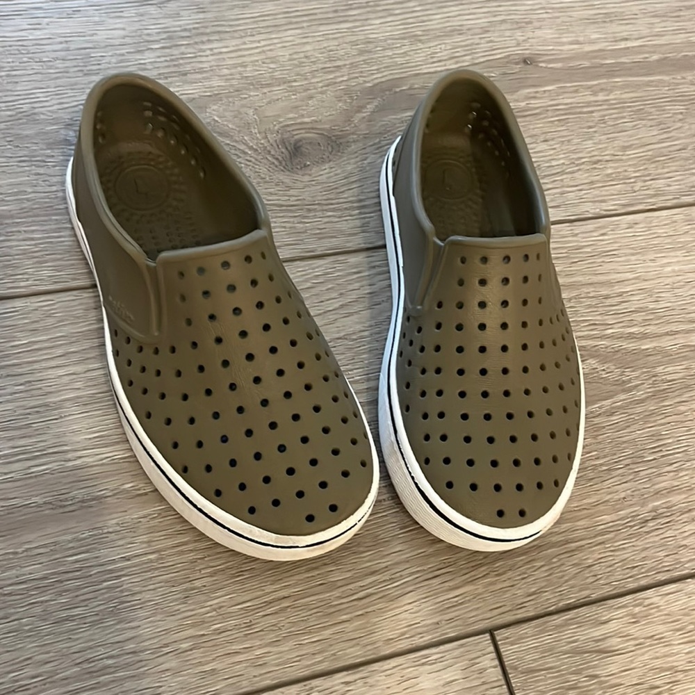 • native • boys shoes